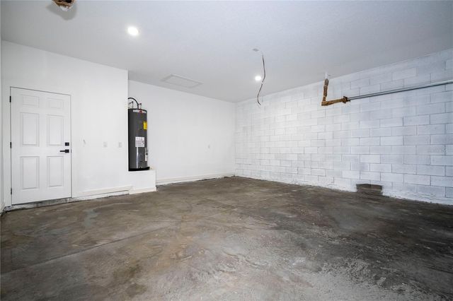 427 EAST 13TH STREET, Apopka, FL 32703