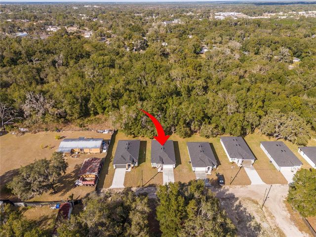 427 EAST 13TH STREET, Apopka, FL 32703