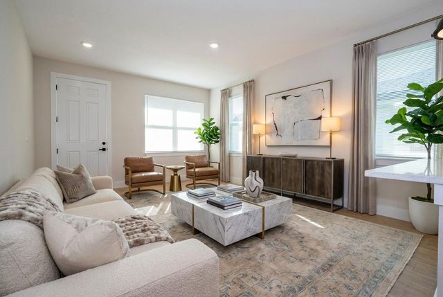 427 EAST 13TH STREET, Apopka, FL 32703