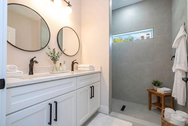 427 EAST 13TH STREET, Apopka, FL 32703