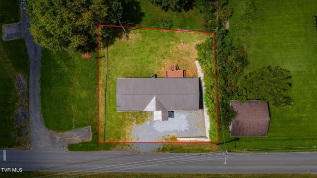 1609 Mccracken Lane, Mount Carmel, TN 37645