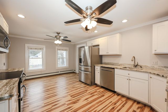 5 Rosemont Avenue, Manchester, NH 03103