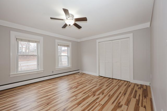 5 Rosemont Avenue, Manchester, NH 03103