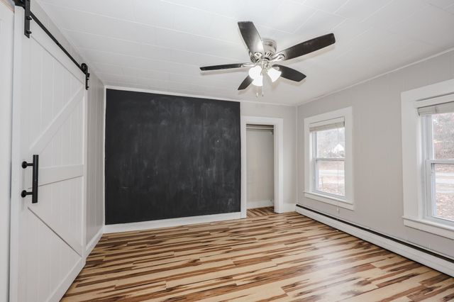 5 Rosemont Avenue, Manchester, NH 03103