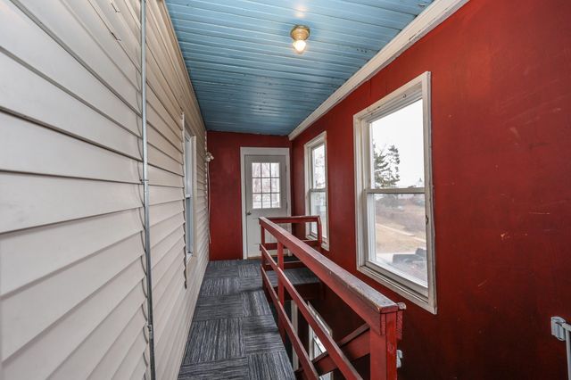 5 Rosemont Avenue, Manchester, NH 03103