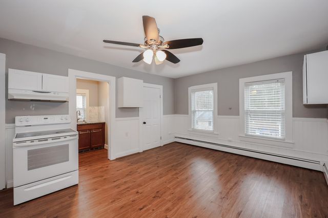 5 Rosemont Avenue, Manchester, NH 03103