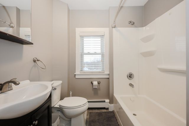 5 Rosemont Avenue, Manchester, NH 03103