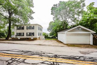 5 Rosemont Avenue, Manchester, NH 03103