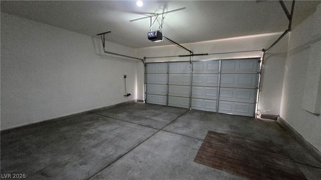 1614 White Skies Court, Las Vegas, NV 89156