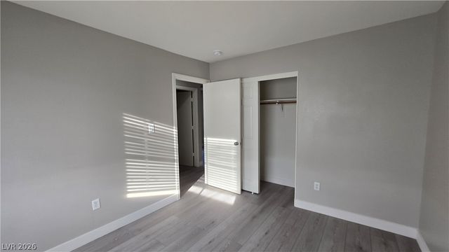 1614 White Skies Court, Las Vegas, NV 89156