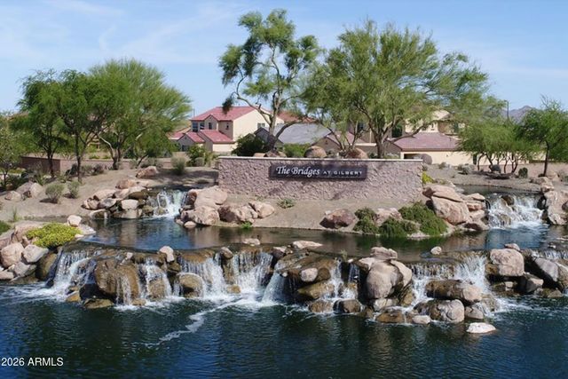5062 S BRIDAL VAIL Drive, Gilbert, AZ 85298