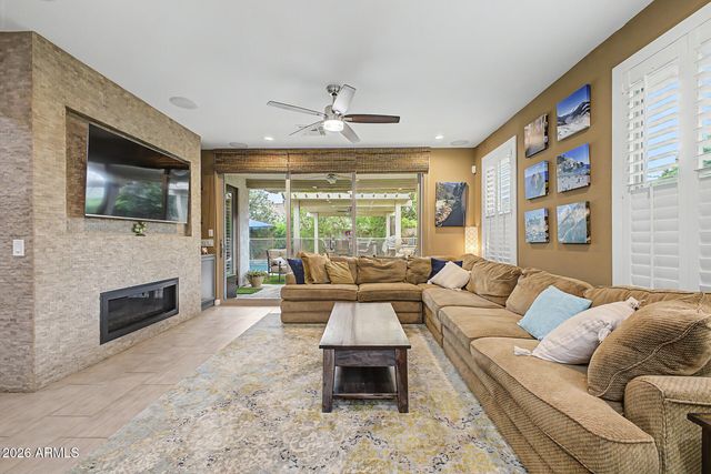 5062 S BRIDAL VAIL Drive, Gilbert, AZ 85298