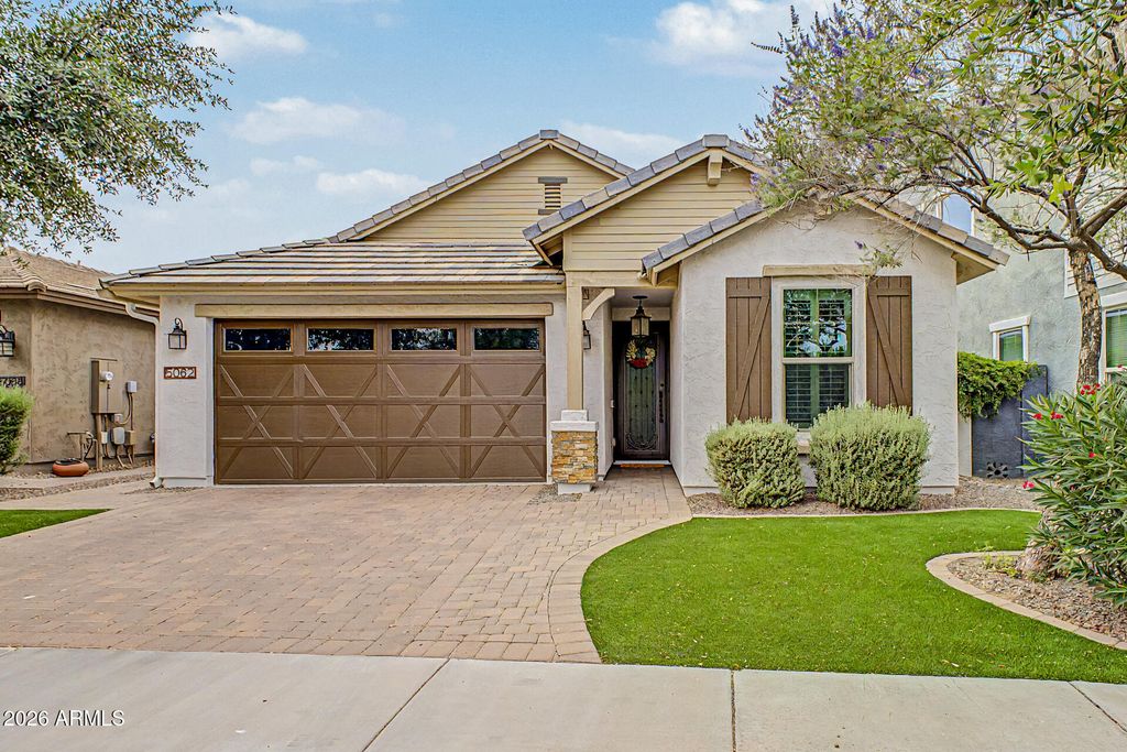 5062 S BRIDAL VAIL Drive, Gilbert, AZ 85298
