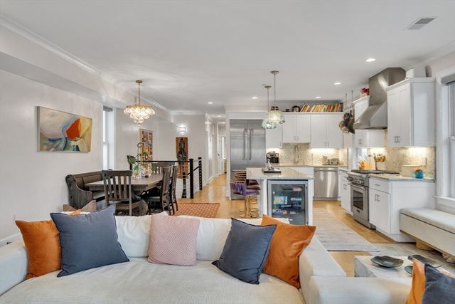 603 E. 6th St 1, Boston, MA 02127