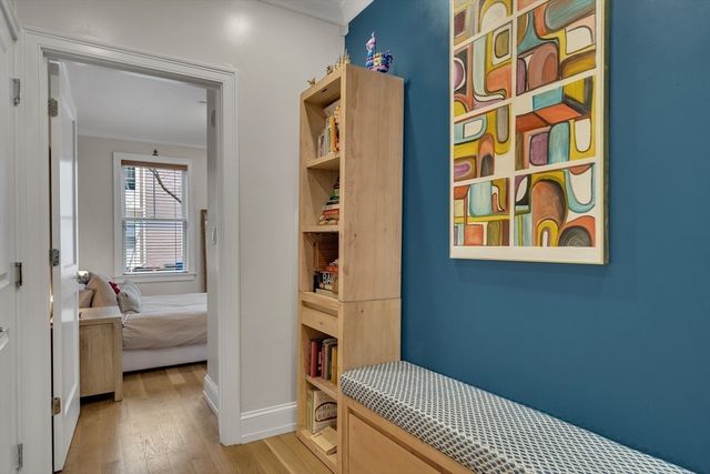 603 E. 6th St 1, Boston, MA 02127