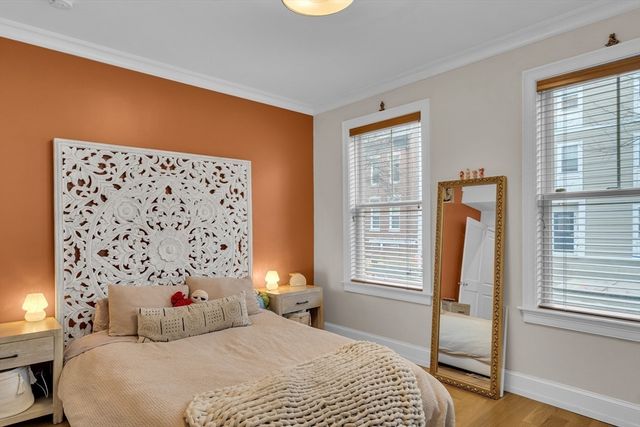 603 E. 6th St 1, Boston, MA 02127