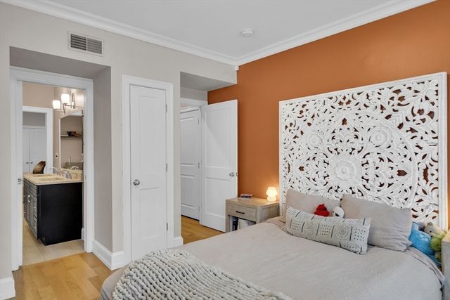 603 E. 6th St 1, Boston, MA 02127