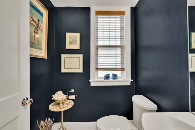 603 E. 6th St 1, Boston, MA 02127