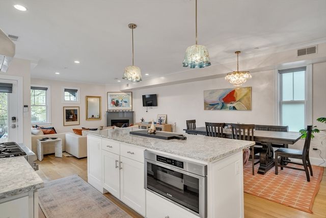 603 E. 6th St 1, Boston, MA 02127