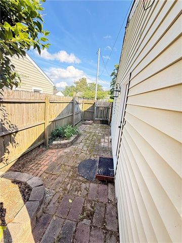 1517 Janke RD, Virginia Beach, VA 23455