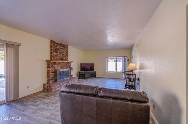 2660 E FOUNTAIN Street, Mesa, AZ 85213