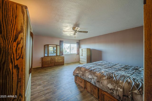 2660 E FOUNTAIN Street, Mesa, AZ 85213