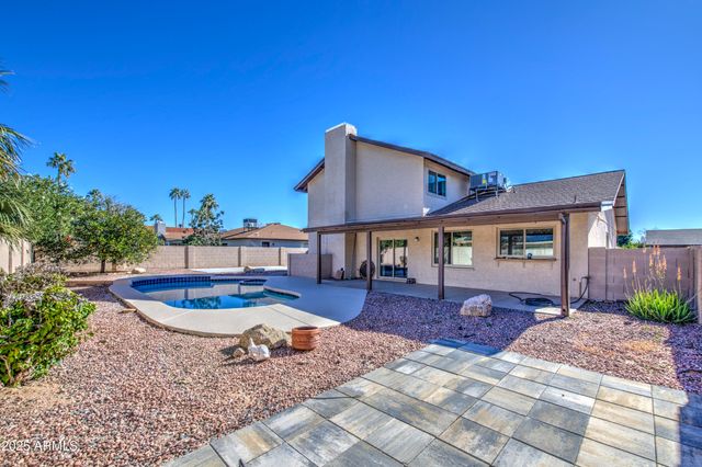 2660 E FOUNTAIN Street, Mesa, AZ 85213
