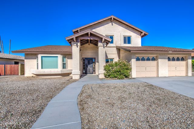 2660 E FOUNTAIN Street, Mesa, AZ 85213