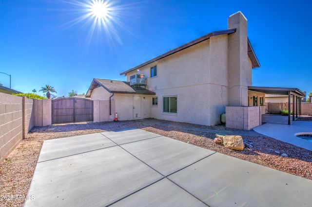 2660 E FOUNTAIN Street, Mesa, AZ 85213