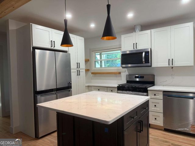 493 Sybil Lane SE, Marietta, GA 30067