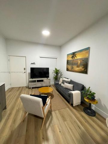 1534 NW 1st Street 204, Miami, FL 33125