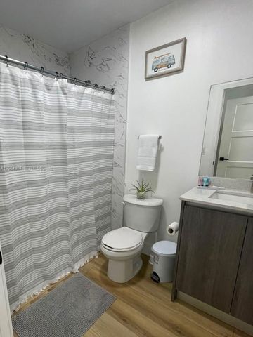 1534 NW 1st Street 204, Miami, FL 33125