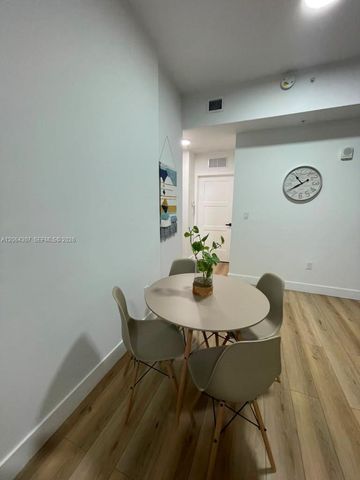 1534 NW 1st Street 204, Miami, FL 33125