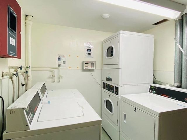 144 Kenrick St 34, Boston, MA 02135