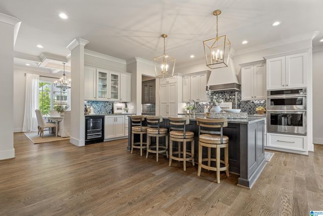 3304 SOUTHBEND CIRCLE, Vestavia Hills, AL 35216