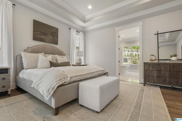 3304 SOUTHBEND CIRCLE, Vestavia Hills, AL 35216