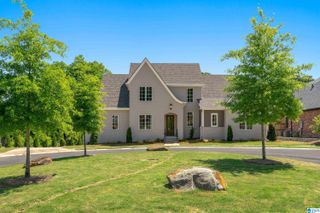3304 SOUTHBEND CIRCLE, Vestavia Hills, AL 35216