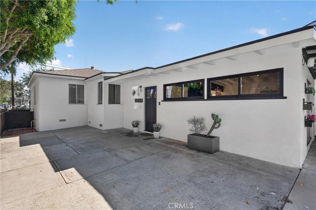 1204 E Poinsettia, Long Beach, CA 90805 — photo 2