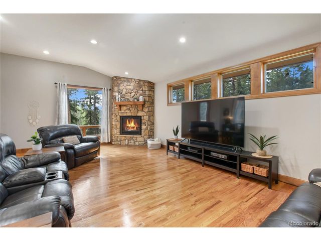 1230 Cottontail Trl, Woodland Park, CO 80863