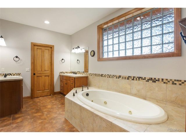 1230 Cottontail Trl, Woodland Park, CO 80863