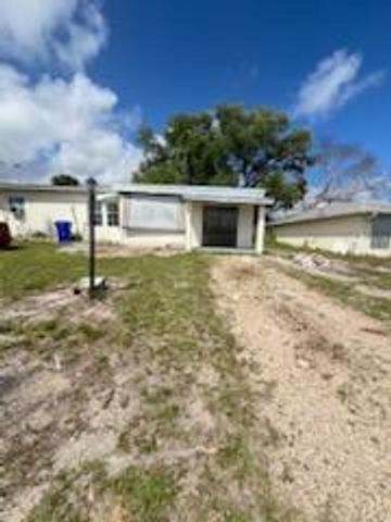 161 SW 6th Ct Court SW, Vero Beach, FL 32962