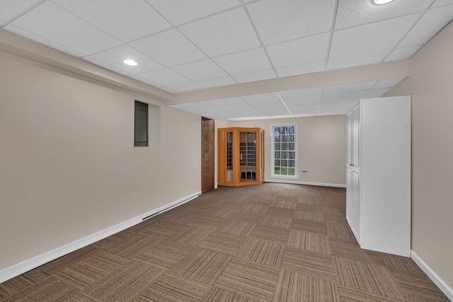 22506 S Queens Court, Joliet, IL 60404
