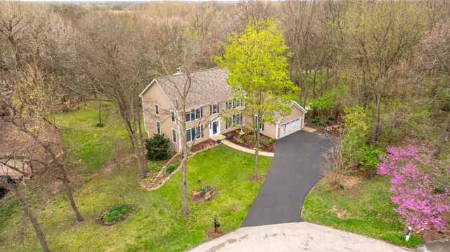 22506 S Queens Court, Joliet, IL 60404