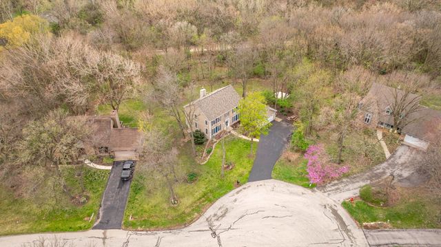 22506 S Queens Court, Joliet, IL 60404