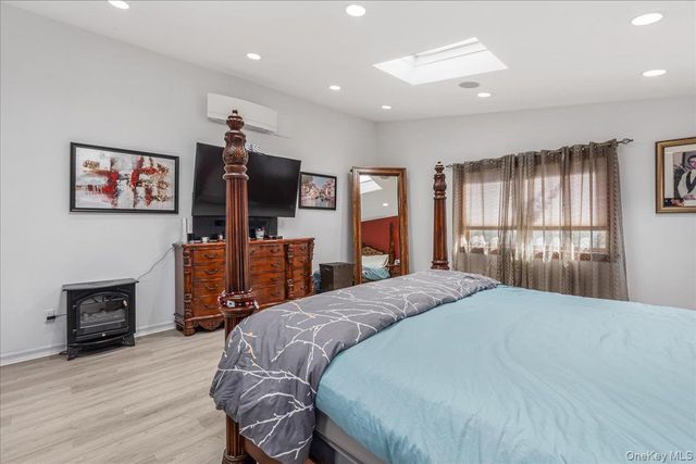 3822 Greentree Drive, Oceanside, NY 11572