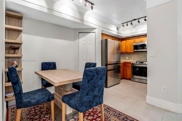 1723 SW 2nd Ave 607, Miami, FL 33129