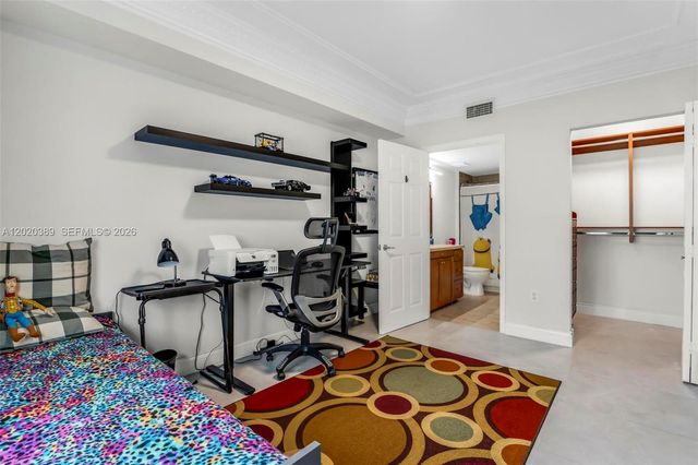 1723 SW 2nd Ave 607, Miami, FL 33129