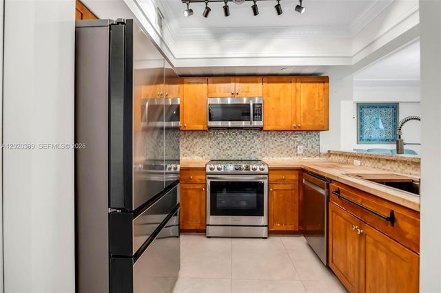 1723 SW 2nd Ave 607, Miami, FL 33129