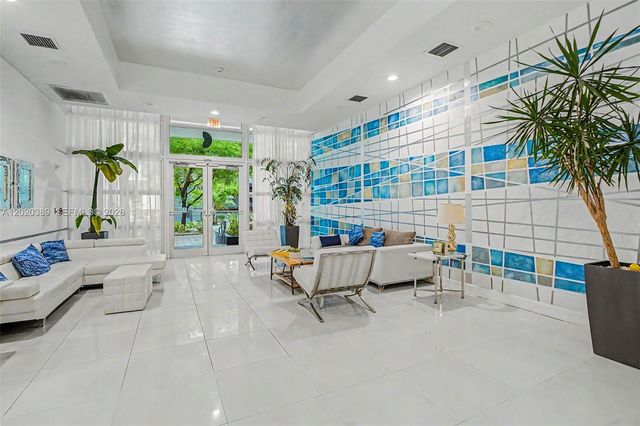 1723 SW 2nd Ave 607, Miami, FL 33129