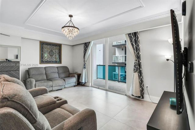 1723 SW 2nd Ave 607, Miami, FL 33129